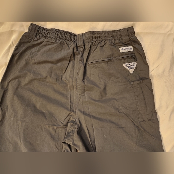 Columbia PFG Backcast Omni-Shade quick-dry nylon convertible pants / shorts - Picture 4 of 11